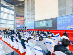 第二天盛況直擊！行業(yè)大咖論道，跨境趨勢與合作機(jī)遇雙豐收！